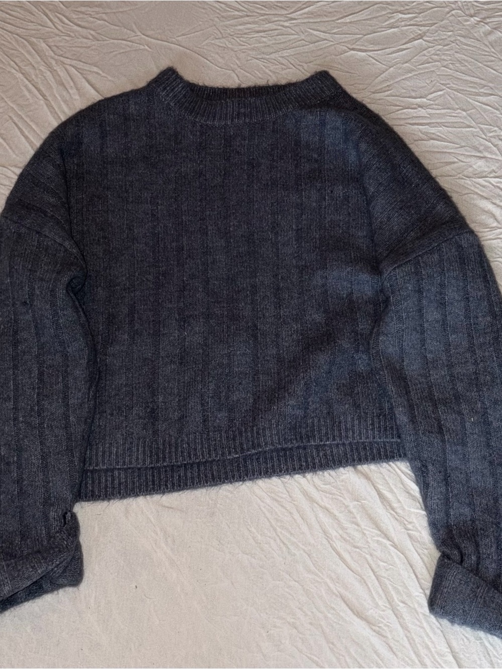 Navy blue cropped sweater